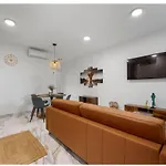 Daire Casa Ivana At Parot At Carihuela *