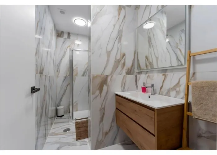 Casa Ivana At Parot At Carihuela Torremolinos